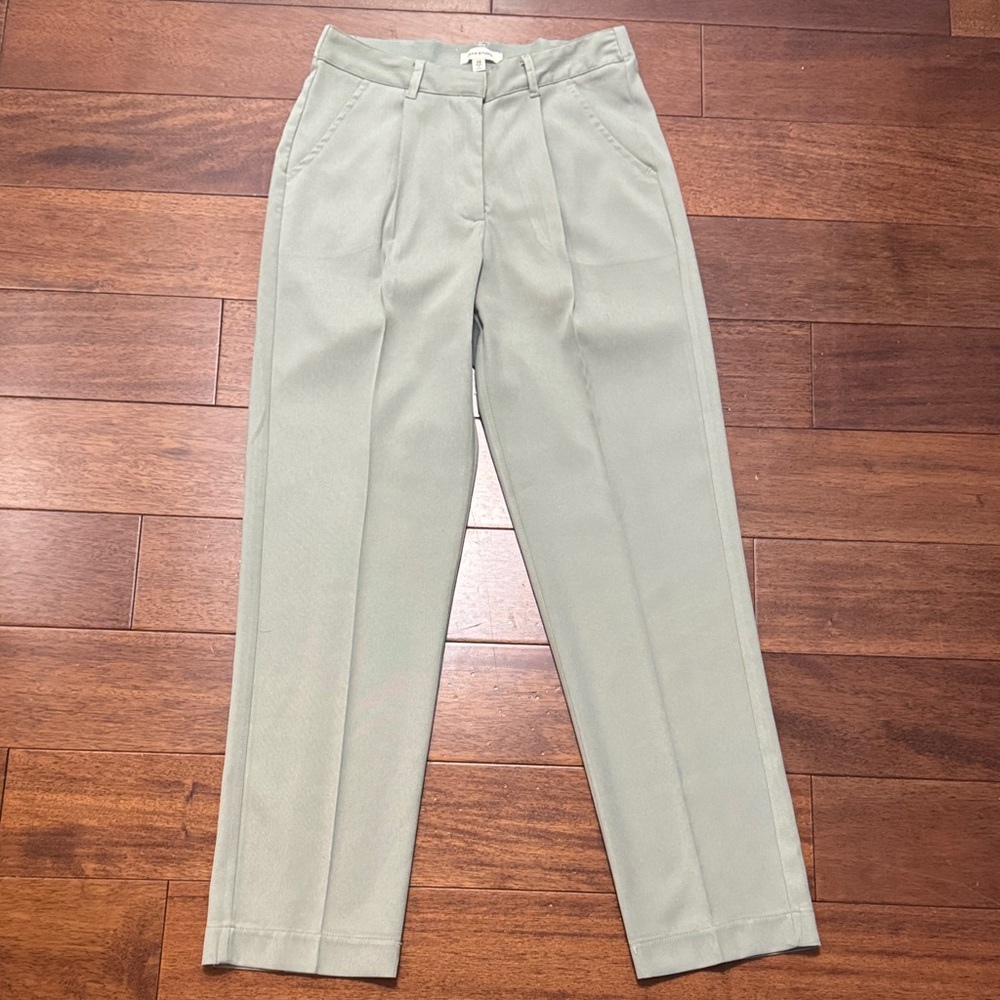Max Studio Women’s  Light Gray Chinos